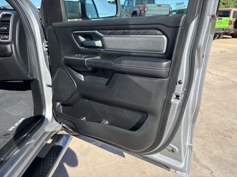 Used 2021 RAM 1500 Big Horn AWD/4WD image 25