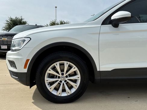 Used 2019 Volkswagen Tiguan S w/ Driver Assistance Package AWD/4WD image 5