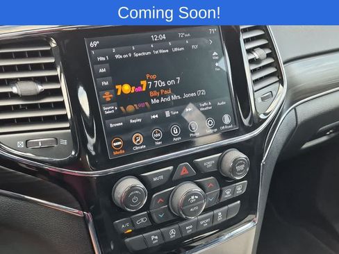 Used 2020 Jeep Grand Cherokee Limited w/ Premium Lighting Group AWD/4WD image 27