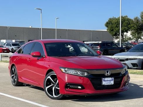 Used 2020 Honda Accord Sport image 2