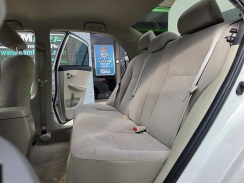 Used 2011 Toyota Corolla LE FWD image 22