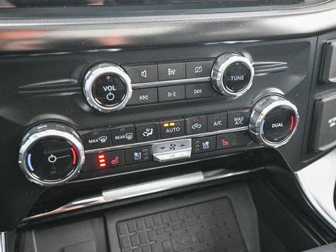 Certified 2023 Ford F150 Platinum w/ Equipment Group 701A High image 34