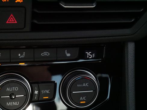 Used 2021 Volkswagen Jetta GLI FWD image 27