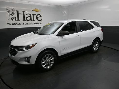 Used 2021 Chevrolet Equinox LS w/ LS Convenience Package FWD image 28