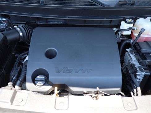 Used 2021 Buick Enclave Essence w/ Sound and Sites Package AWD/4WD image 48
