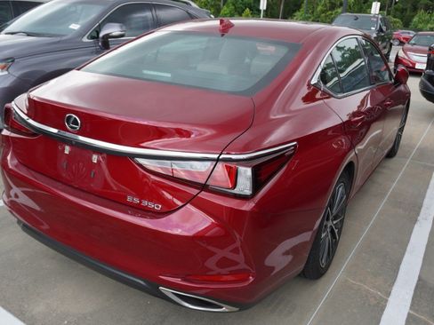 Used 2025 Lexus ES 350 w/ Premium Package FWD image 5