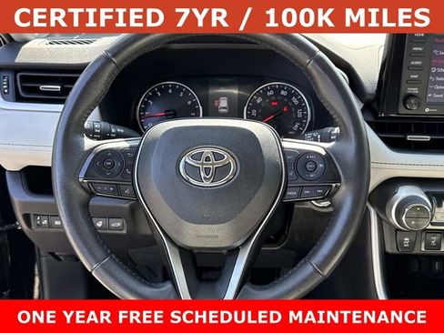 Used 2021 Toyota RAV4 XLE Premium AWD/4WD image 19
