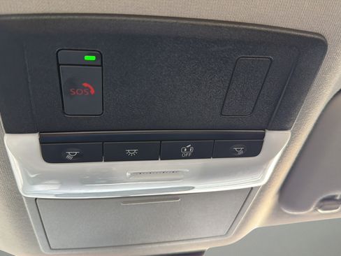 Certified 2025 Nissan Sentra SV FWD image 22