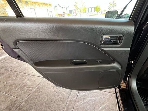 Used 2007 Mercury Milan Premier FWD image 11