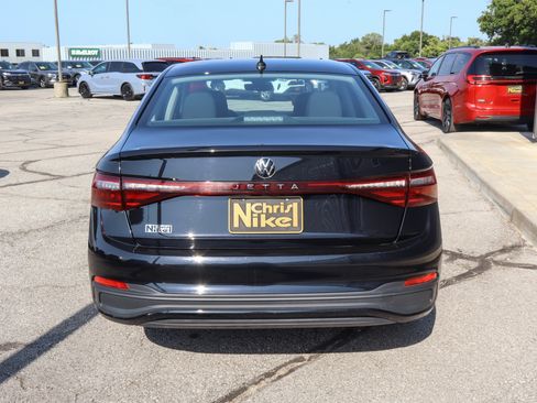 Used 2025 Volkswagen Jetta S FWD image 5