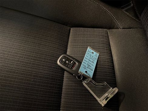 Used 2024 Honda Civic EX image 32