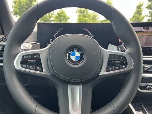 Used 2026 BMW X5 xDrive40i w/ M Sport Package AWD/4WD image 17