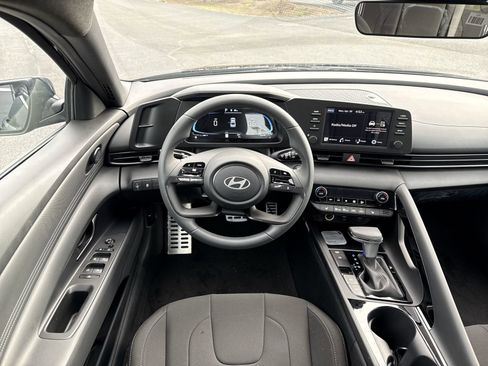 New 2026 Hyundai Elantra SEL Sport Premium w/ Cargo Package FWD image 15
