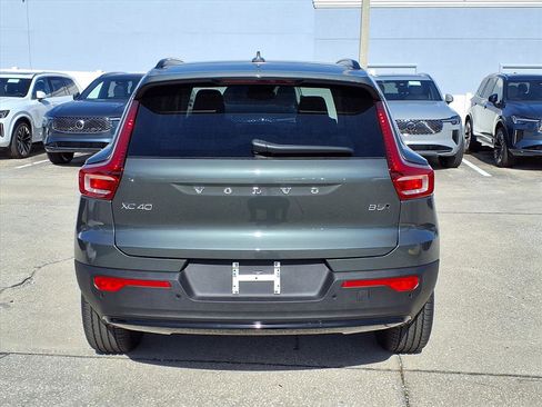 New 2026 Volvo XC40 B5 Core w/ Protection Package Premier image 6