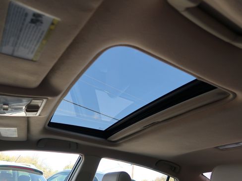 Used 2011 Toyota Avalon image 26