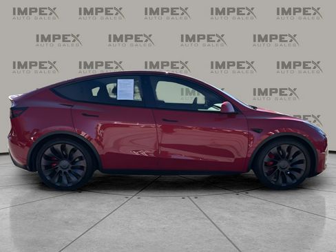 Used 2022 Tesla Model Y Performance image 6