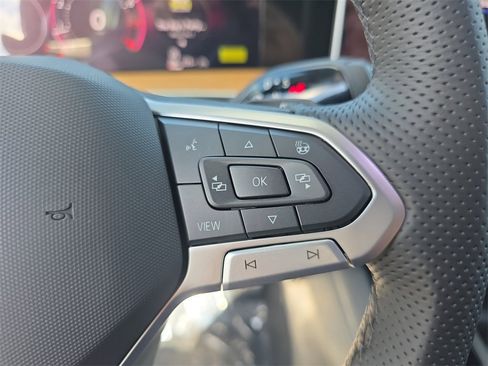 New 2026 Volkswagen Tiguan SEL R-Line image 23