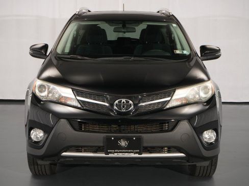 Used 2015 Toyota RAV4 XLE AWD/4WD image 6