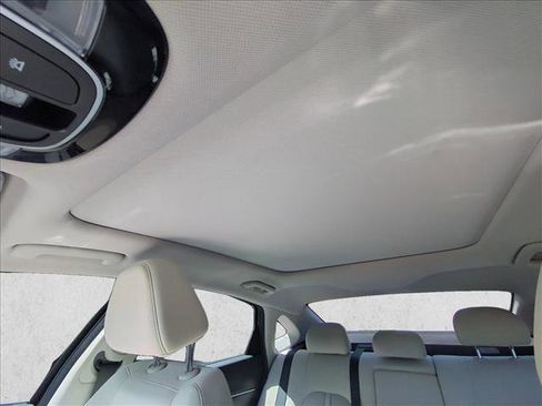 Certified 2023 Hyundai Sonata SEL w/ Convenience Package FWD image 16