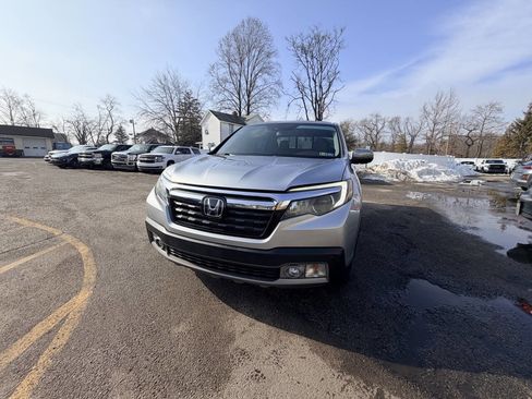Used 2020 Honda Ridgeline RTL-E image 2