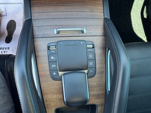 Used 2021 Mercedes-Benz GLE 450 4MATIC image 15