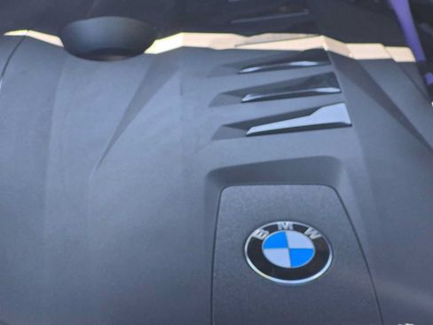 Used 2026 BMW X5 xDrive40i w/ M Sport Package AWD/4WD image 14