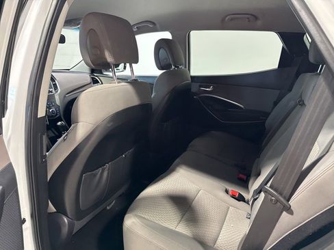 Used 2018 Hyundai Santa Fe Sport FWD image 23