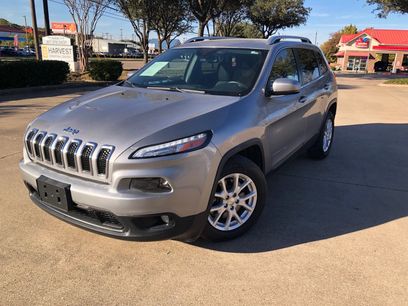 Used 2017 Jeep Cherokee Latitude w/ Safety/Convenience Group