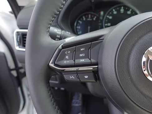 New 2025 MAZDA CX-5 AWD 2.5 S w/ Premium Plus Pkg image 14