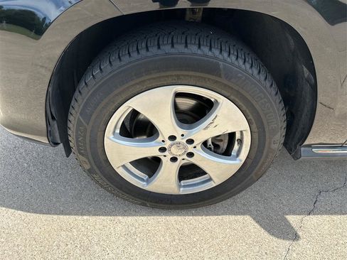 Used 2017 Mercedes-Benz GLS 450 4MATIC image 29