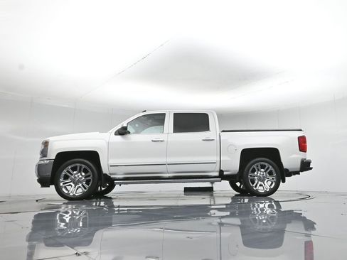 Used 2016 Chevrolet Silverado 1500 LTZ w/ LTZ Plus Package image 7