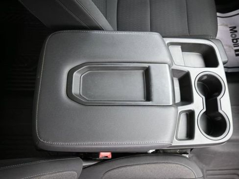 Used 2021 Chevrolet Silverado 1500 LT image 34