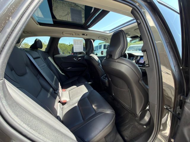 Used 2021 Volvo XC60 T6 Inscription w/ Advanced Package AWD/4WD image 10