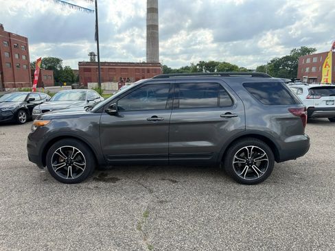 Used 2015 Ford Explorer Sport AWD/4WD image 3