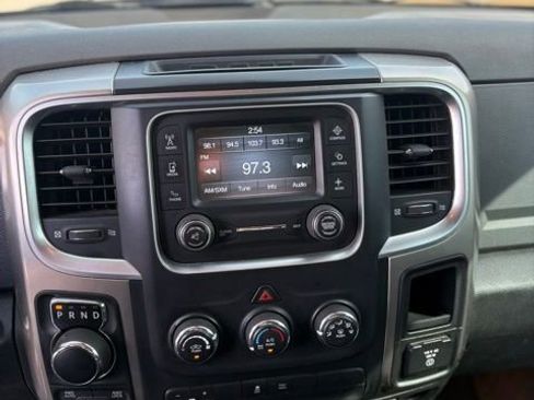 Used 2014 RAM 1500 Classic SLT AWD/4WD image 23