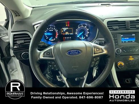 Used 2016 Ford Fusion SE w/ Equipment Group 201A image 11