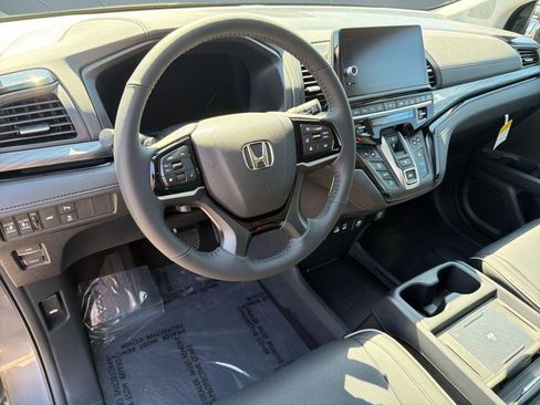 New 2026 Honda Odyssey Elite image 4