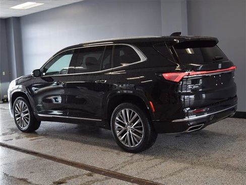 Used 2025 Buick Enclave Avenir w/ Trailering Package, 5000 lbs. image 6