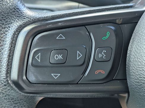 Used 2019 Jeep Wrangler Sport AWD/4WD image 19