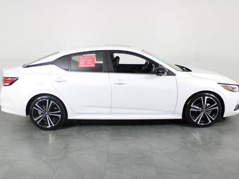 Certified 2023 Nissan Sentra SR w/ SR Premium Package FWD image 15