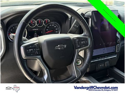 Used 2021 Chevrolet Silverado 1500 LT Trail Boss w/ LPO, Dark Essentials Package AWD/4WD image 12