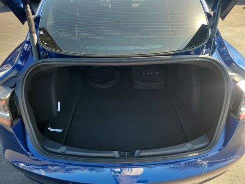 Used 2021 Tesla Model 3 Standard Range Plus image 13