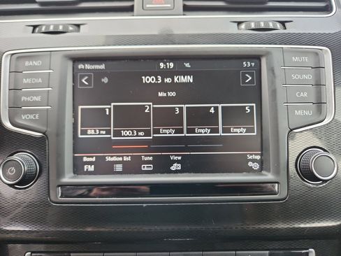 Used 2017 Volkswagen GTI Autobahn image 29