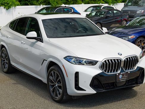 Used 2024 BMW X6 xDrive40i w/ Premium Package AWD/4WD image 9