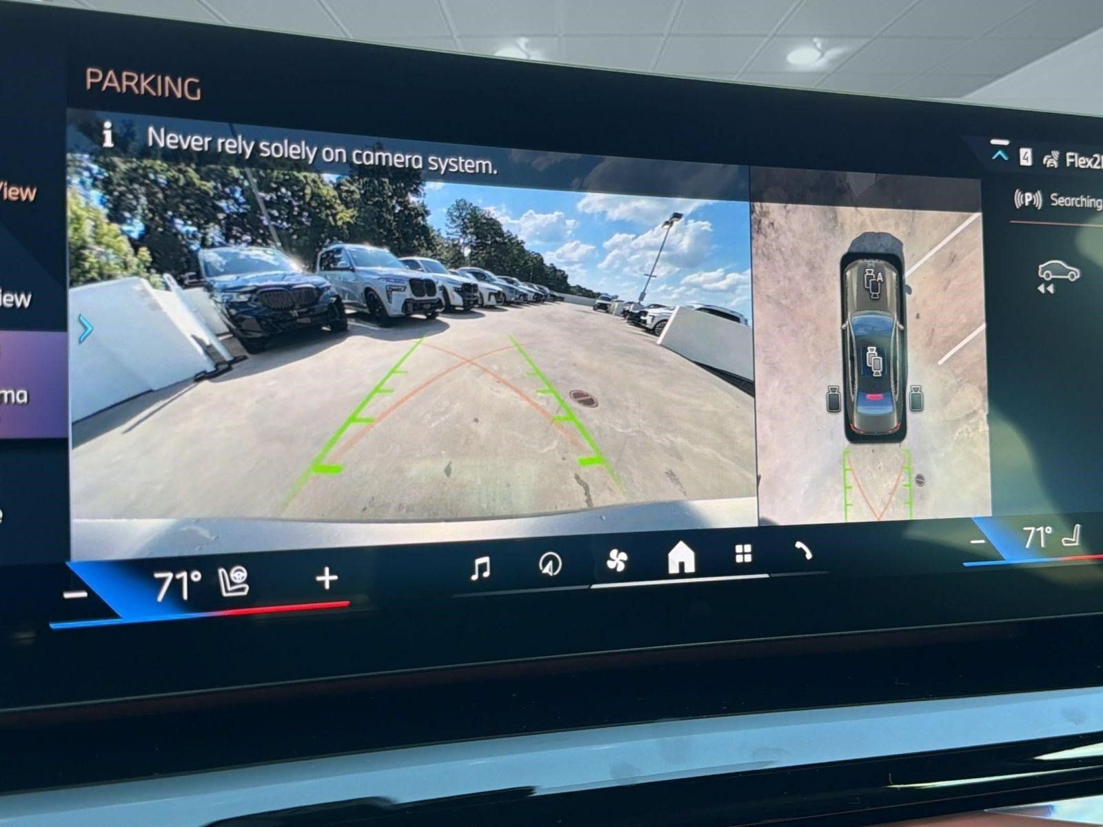 New 2027 BMW i5 eDrive40 w/ Premium Package RWD image 17