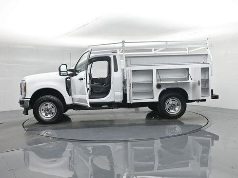 New 2026 Ford F350 XL w/ FX4 Off-Road Package image 38