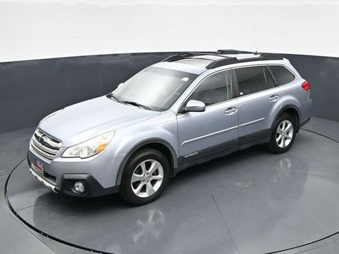 Used 2014 Subaru Outback 2.5i Limited w/ Moonroof Package image 28