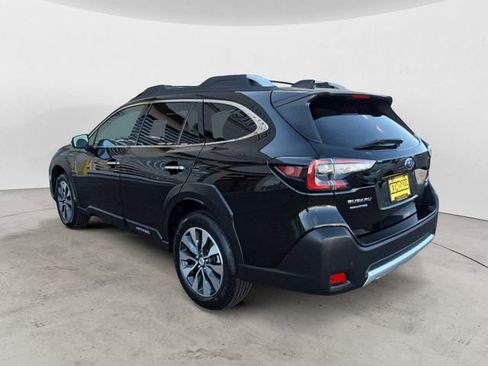 Used 2024 Subaru Outback Touring XT image 3