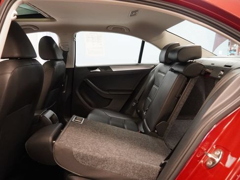 Used 2017 Volkswagen Jetta SE FWD image 27