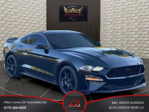 Used 2020 Ford Mustang GT Premium w/ Black Accent Package image 4